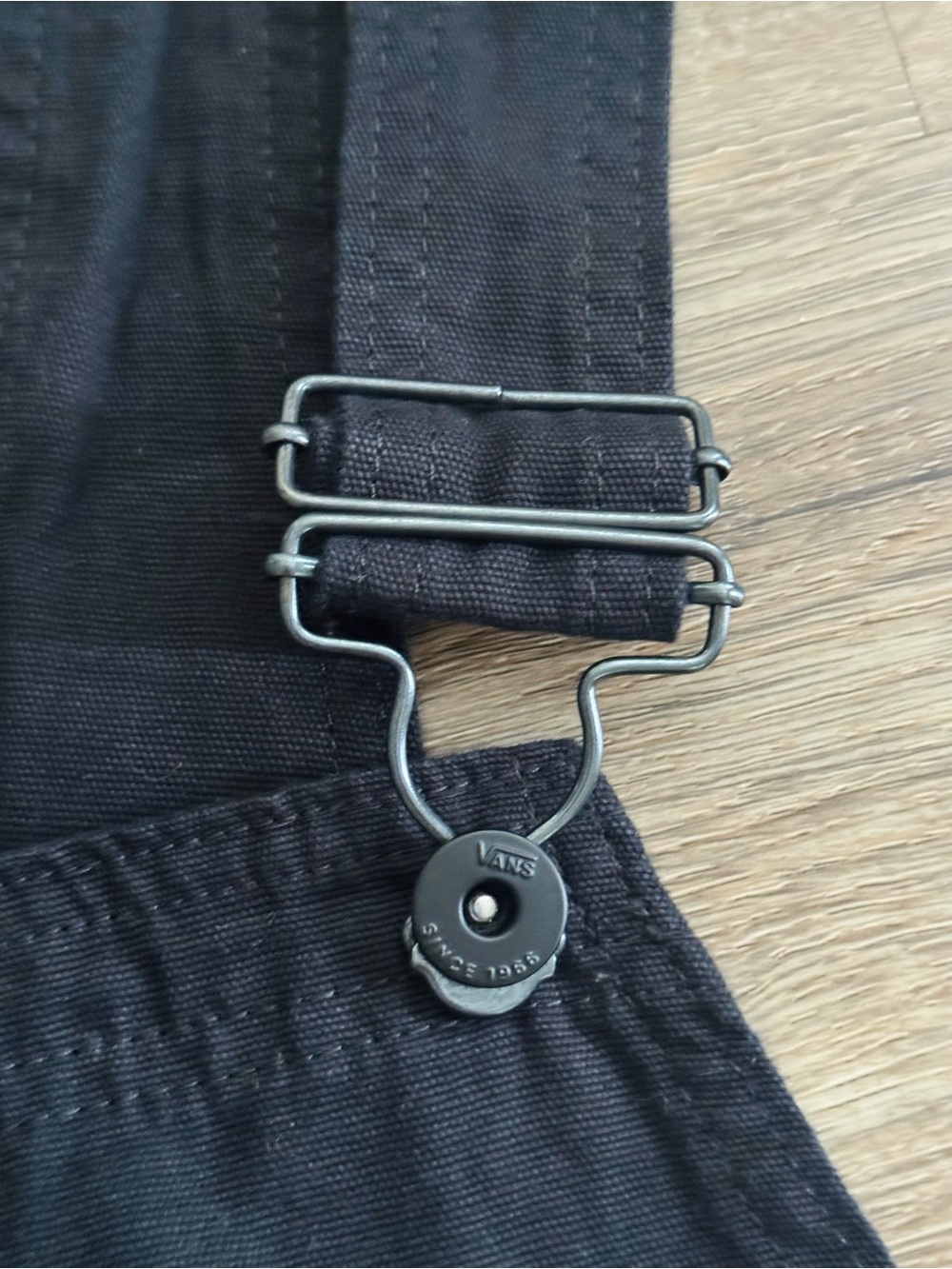 Vans Black Bib Overalls Pants - Picture 13 of 13